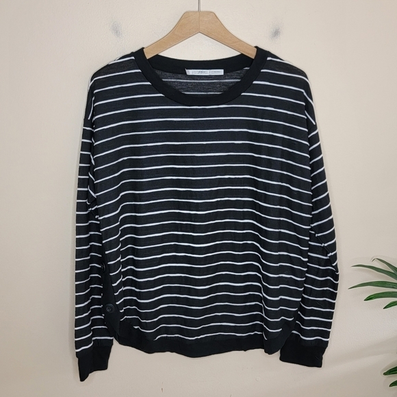 Gibson | Black & White Striped Long Sleeve Top with Decorative Side Buttons - Picture 1 of 7